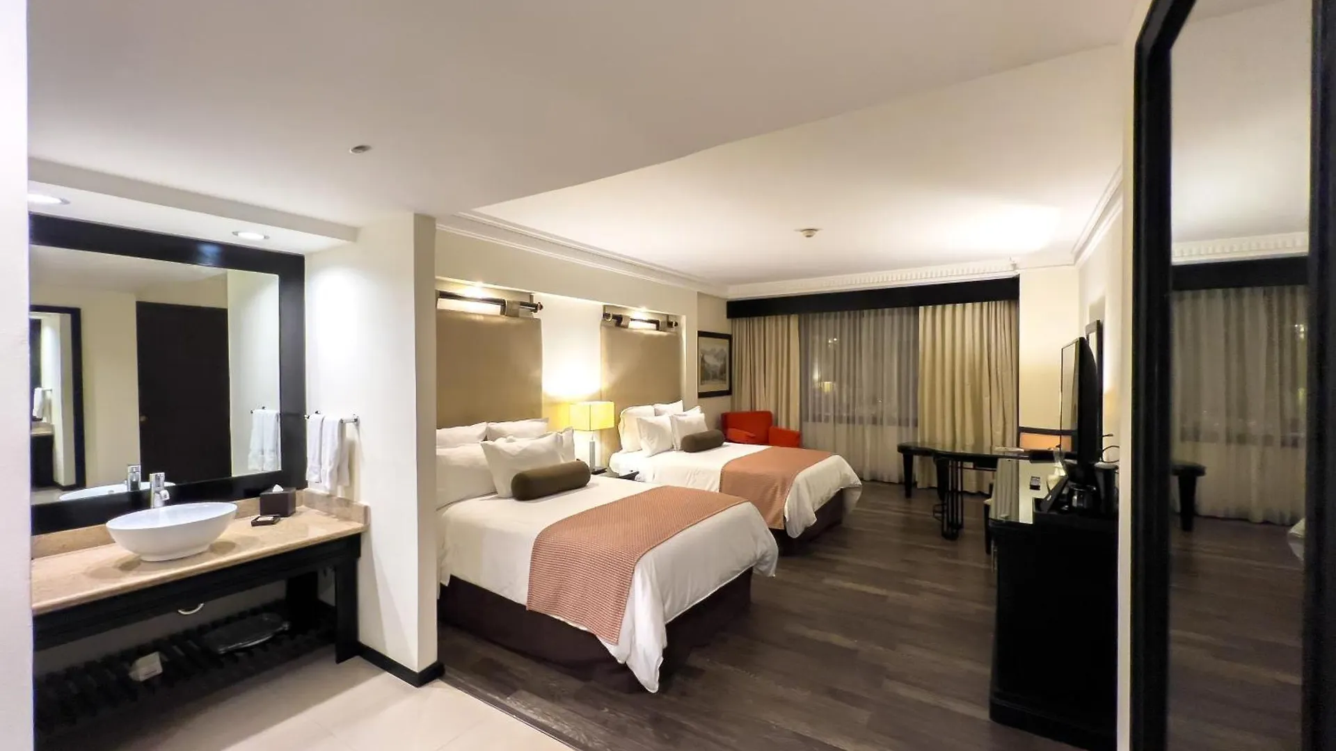 Tikal Futura Hotel & Convention Center Guatemala City